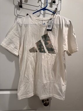 adidas Camo Modern Logo Graphic T-Shirt